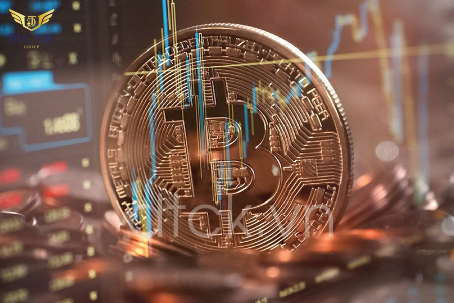 Giá trị của đồng tiền Bitcoin biến động ảnh hưởng đến việc đầu tư